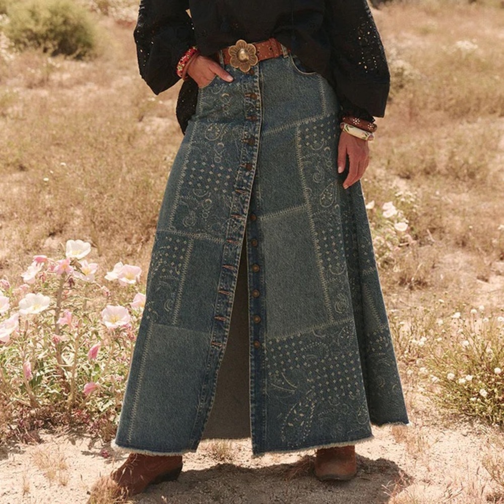 ✨HP✨ SPELL ROAD TRIP DENIM MAXI SKIRT (M)